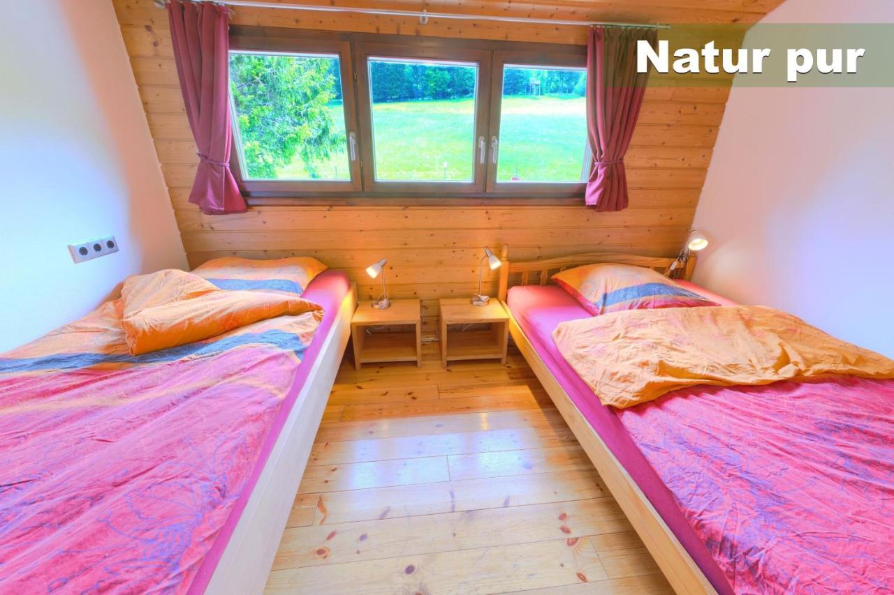 Wohlfuehl-ferienwohnung 80 Qm, 8 Personen, Aussicht & Heimkino *