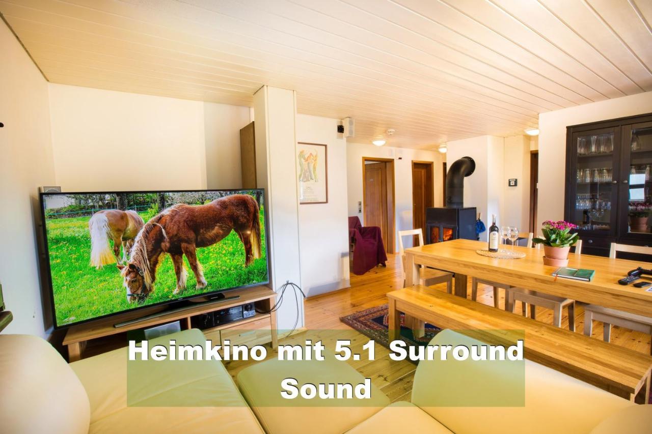 Wohlfuehl-ferienwohnung 80 Qm, 8 Personen, Aussicht & Heimkino Apartment Todtnau